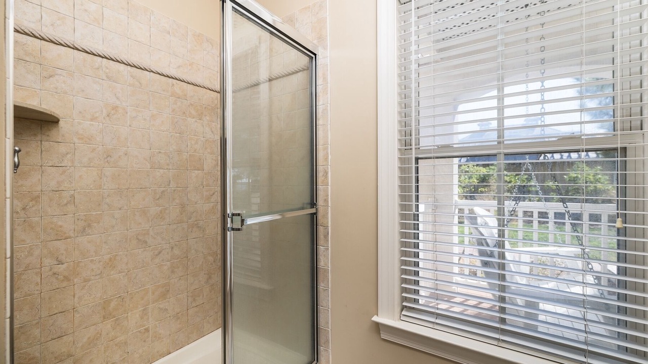 Photo of Bathroom in Sunset Island