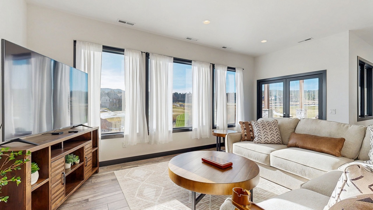 Photo of Livingroom in Sturgis
