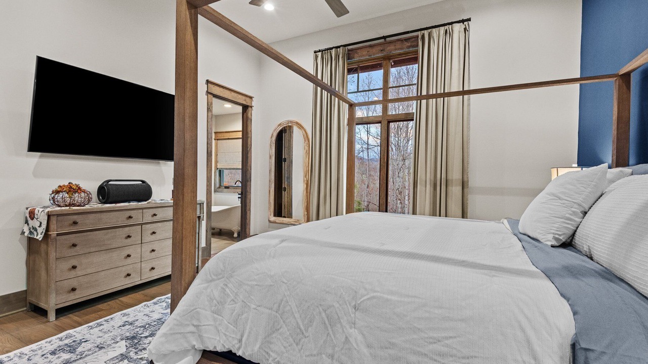 Photo of Bedroom in Butler