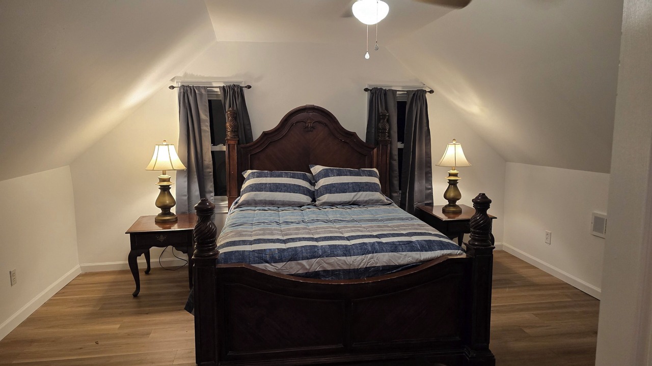 Photo of Bedroom in Engelhard