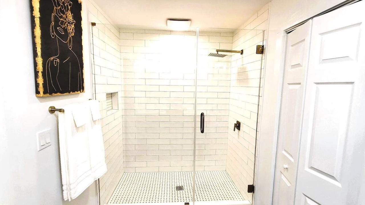 Photo of Bathroom in Sandy Springs