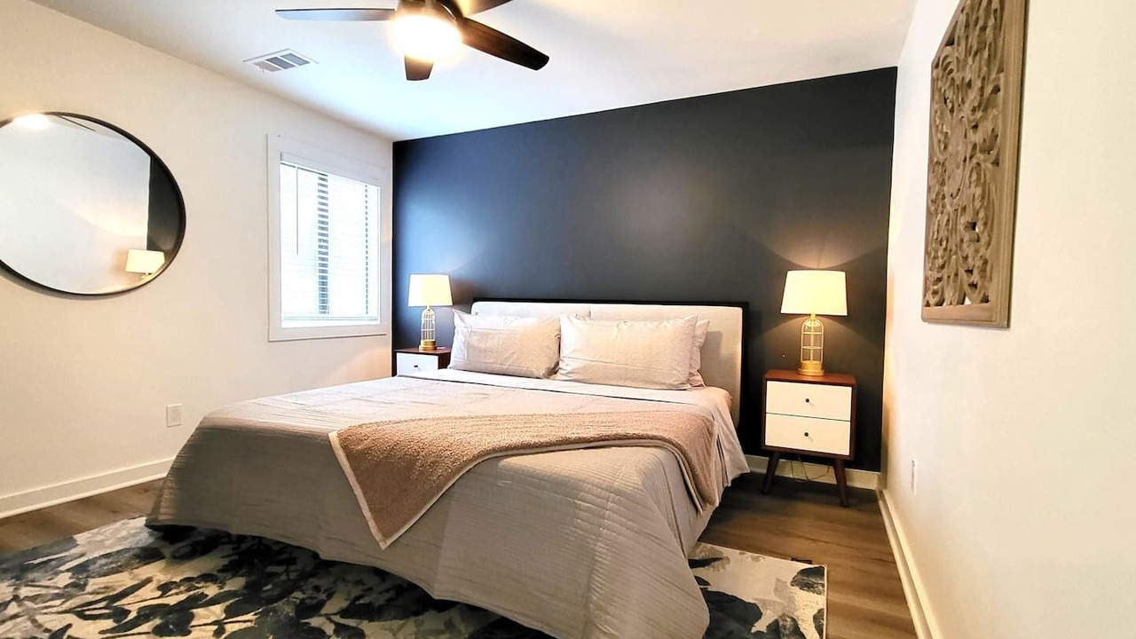 Photo of Bedroom in Sandy Springs
