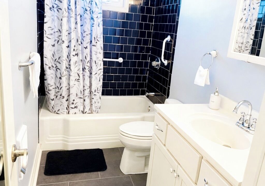 Photo of Bathroom in Glen Burnie