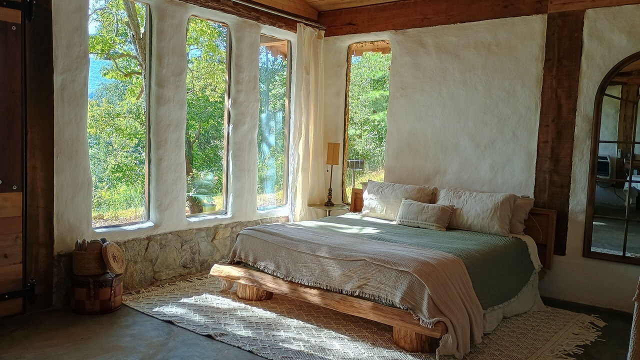 Photo of Bedroom in Chickamauga