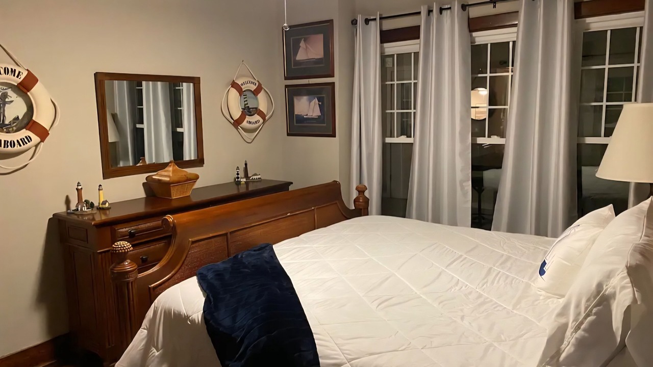Photo of Bedroom in Fox Lake