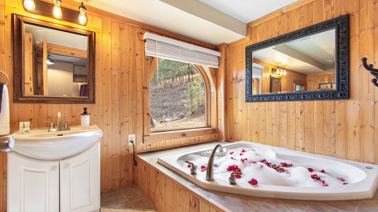 Photo of Bathroom in Keystone