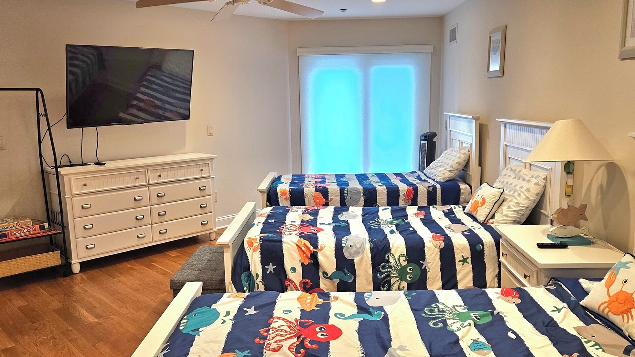 Photo of Bedroom in Seaside Heights