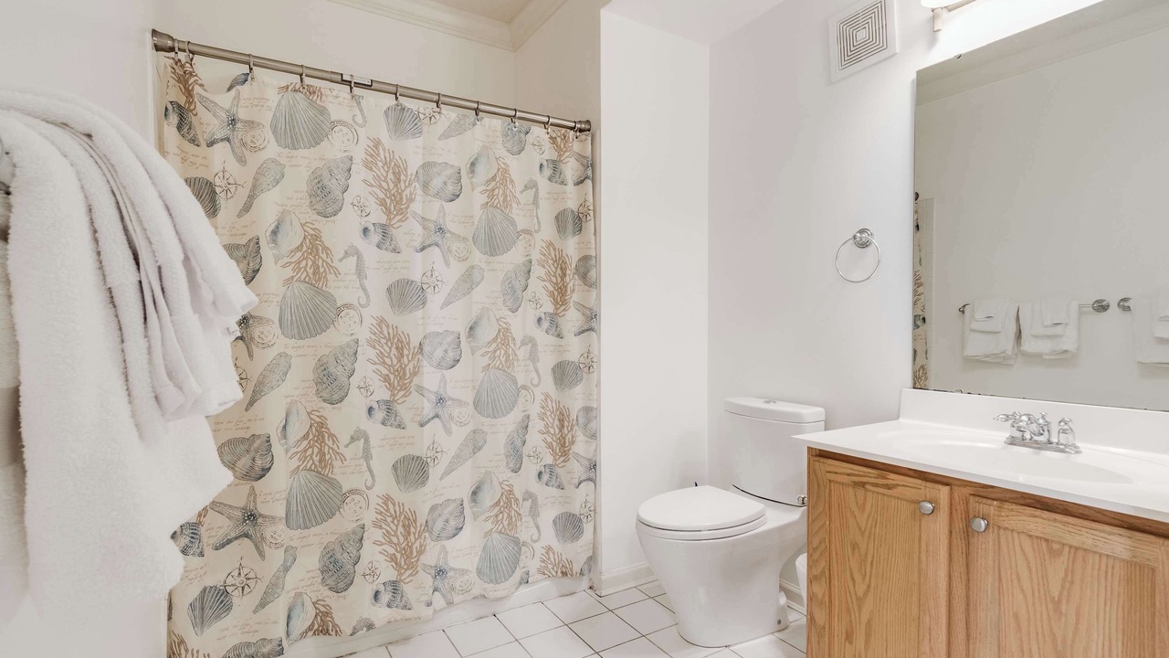 Photo of Bathroom in Sunset Island