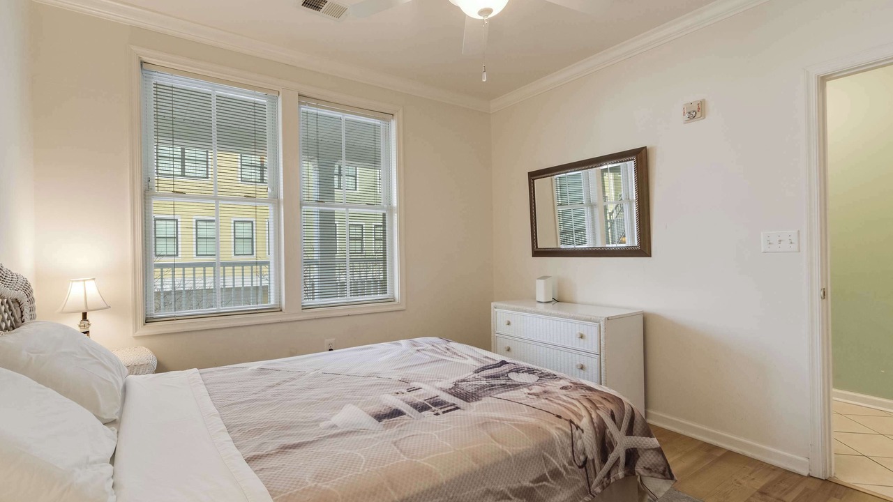 Photo of Bedroom in Sunset Island