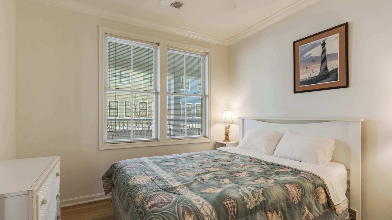 Photo of Bedroom in Sunset Island