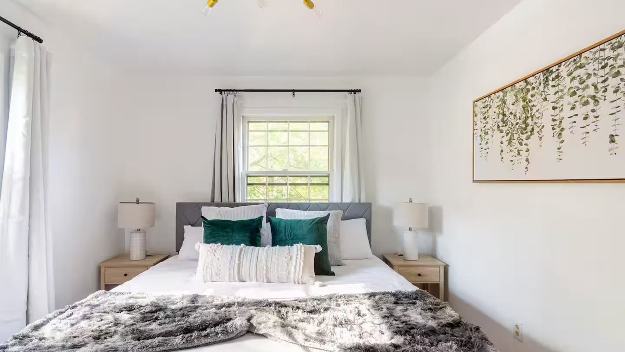Photo of Bedroom in Fifeville