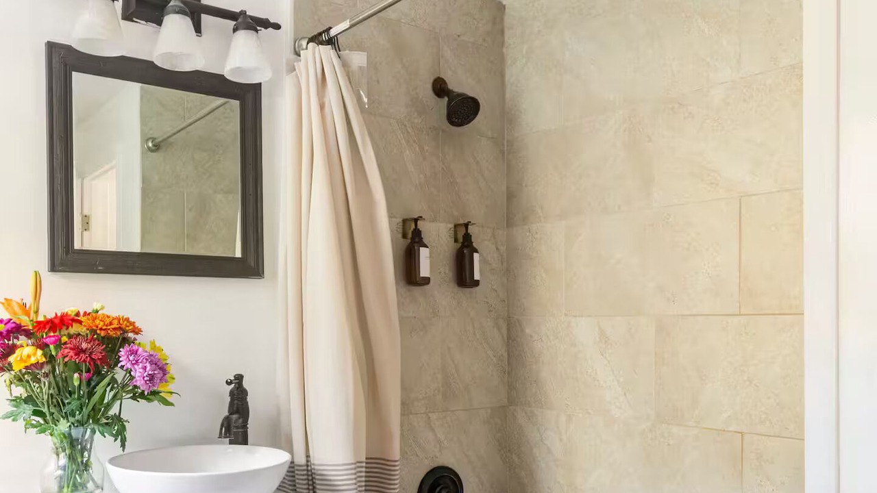 Photo of Bathroom in Fifeville