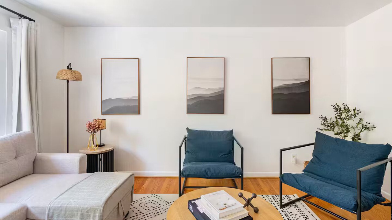 Photo of Livingroom in Fifeville