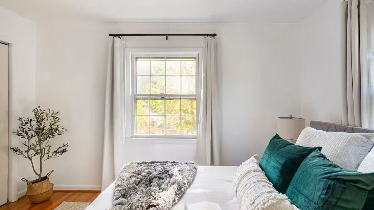 Photo of Bedroom in Fifeville