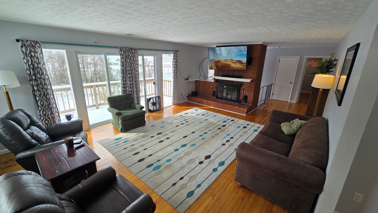 Photo of Livingroom in Kingston