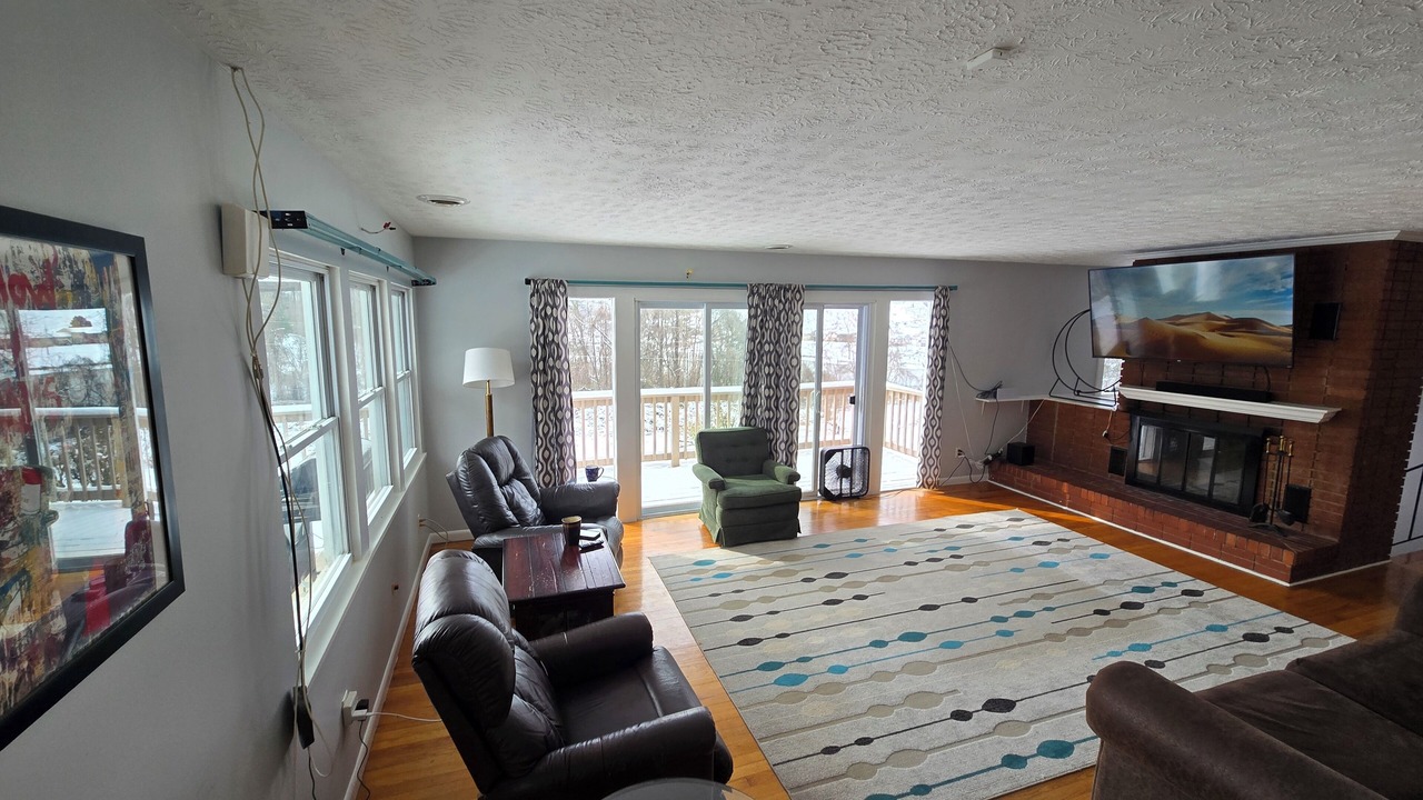 Photo of Livingroom in Kingston