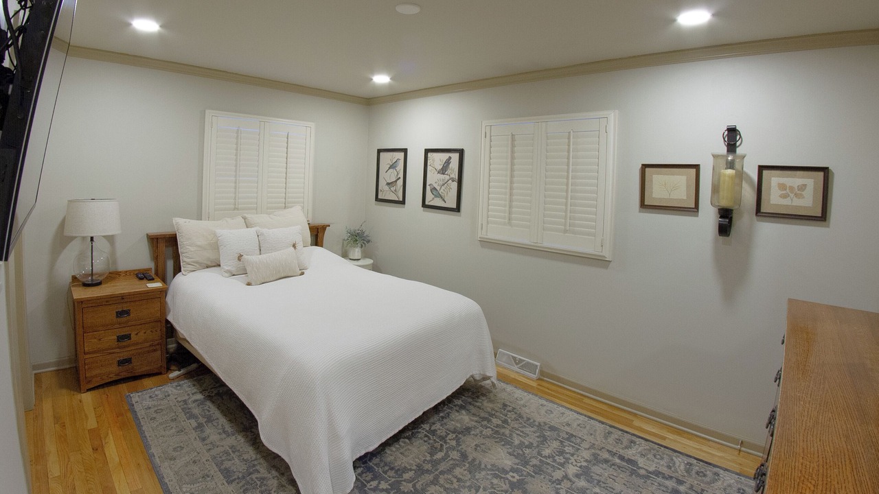 Photo of Bedroom in Elgin