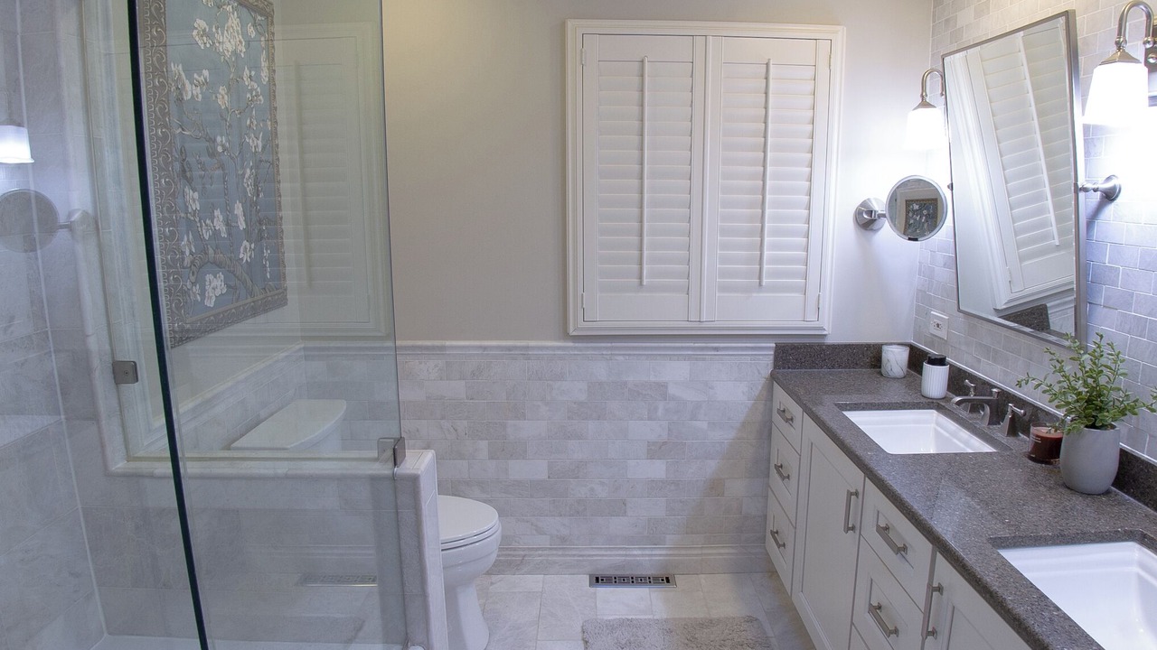 Photo of Bathroom in Elgin