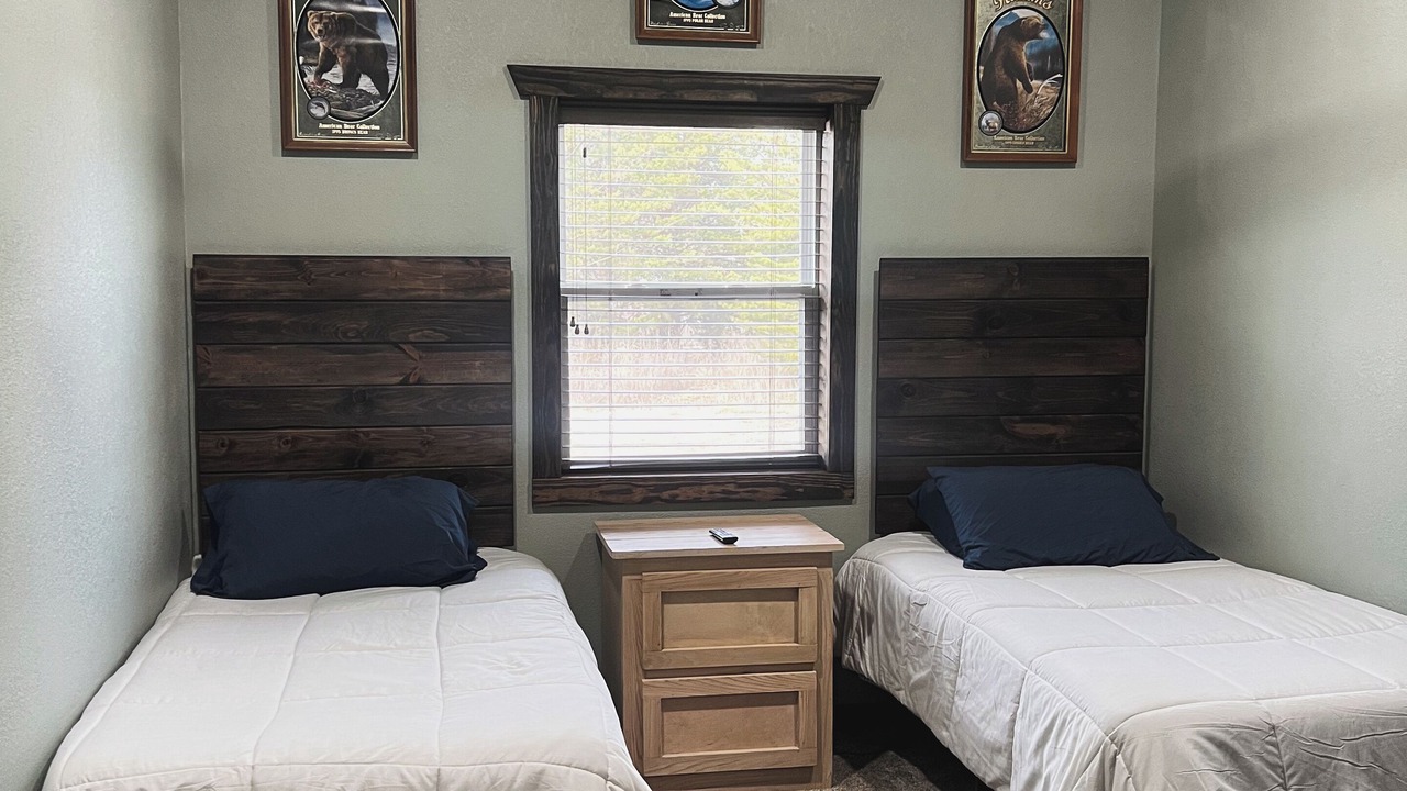 Photo of Bedroom in Labette County
