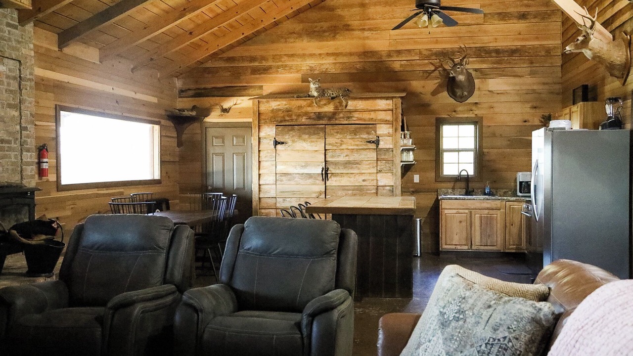 Photo of Livingroom in Reece City