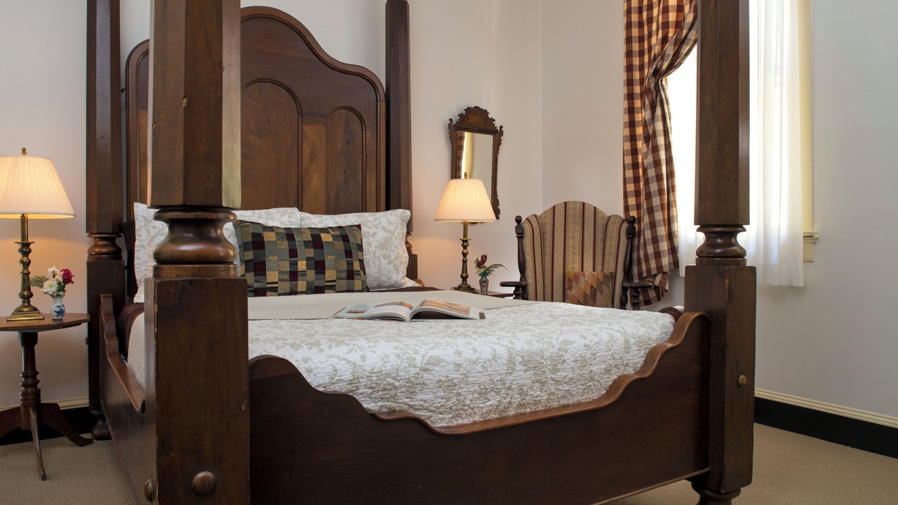 Photo of Bedroom in Downtown Baltimore