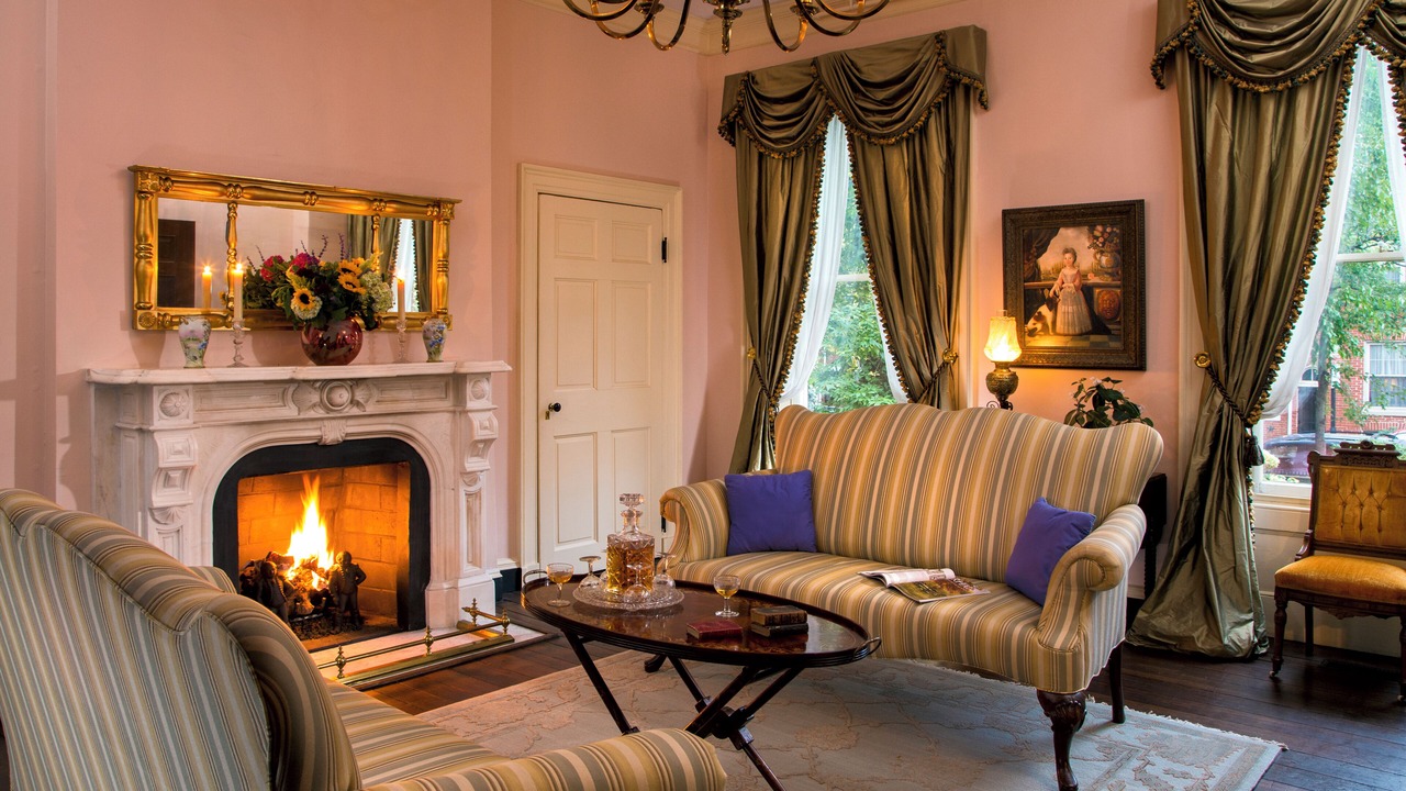 Photo of Livingroom in Downtown Baltimore