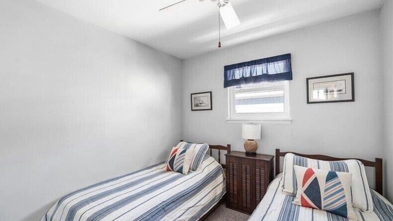 Photo of Bedroom in Townsend's Inlet