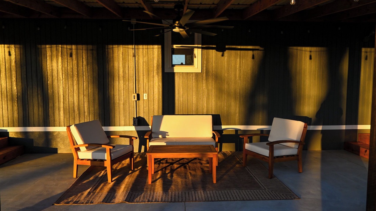 Photo of Outdoor in Lydia