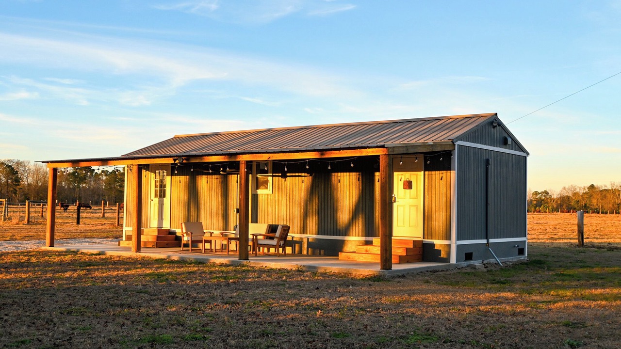 Photo of Outdoor in Lydia