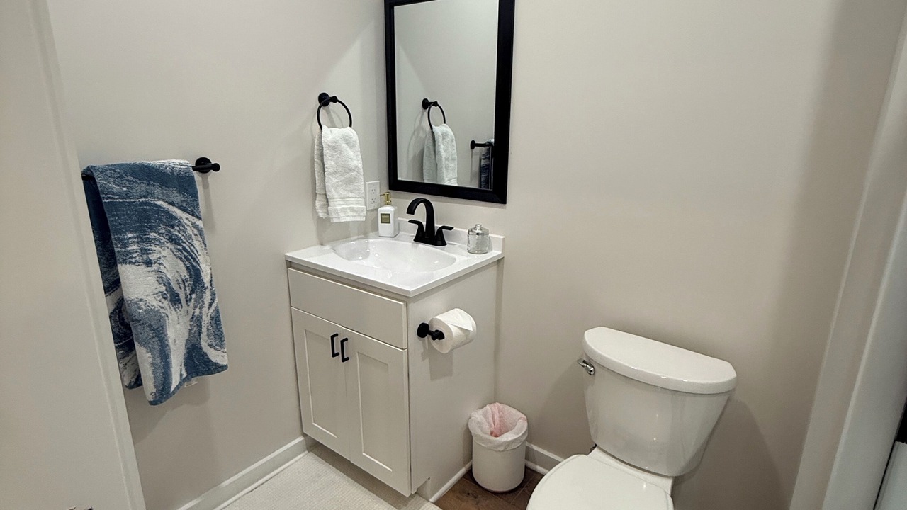 Photo of Bathroom in Herald Harbor