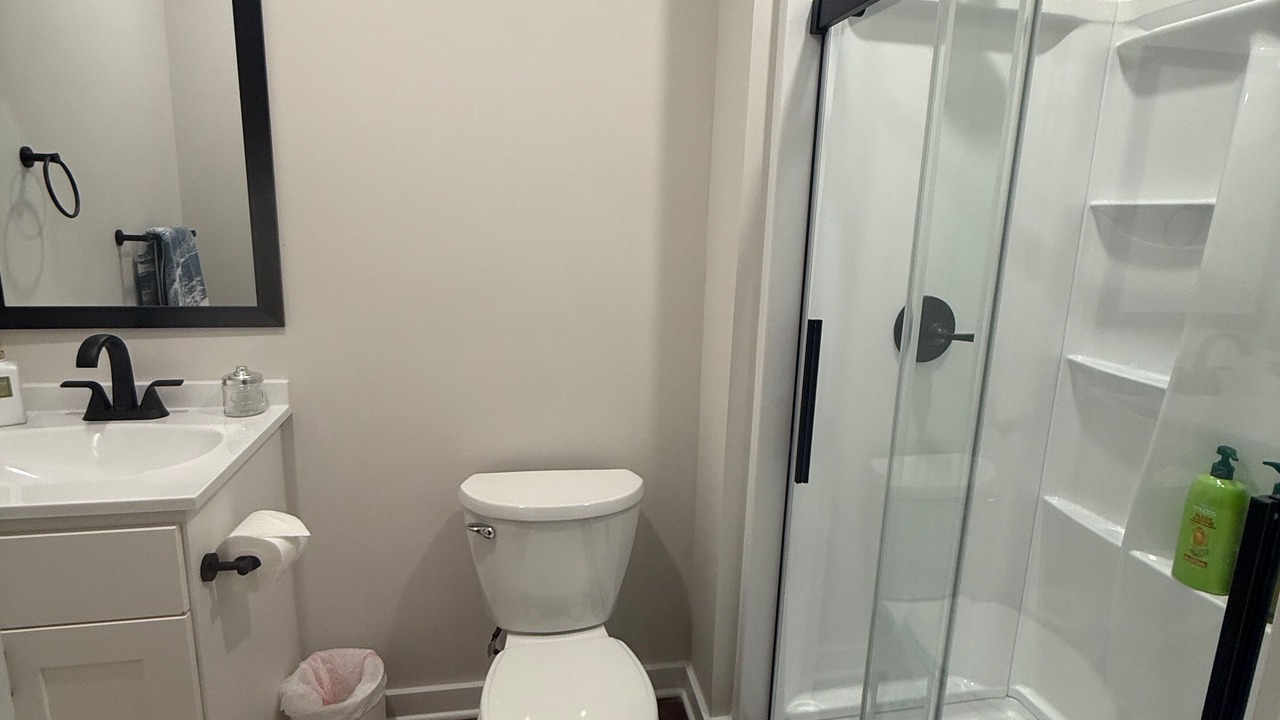 Photo of Bathroom in Herald Harbor