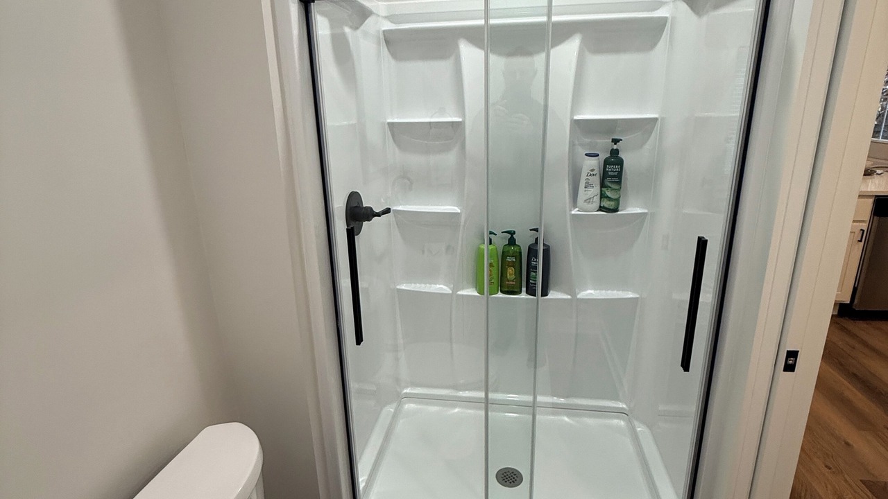 Photo of Bathroom in Herald Harbor