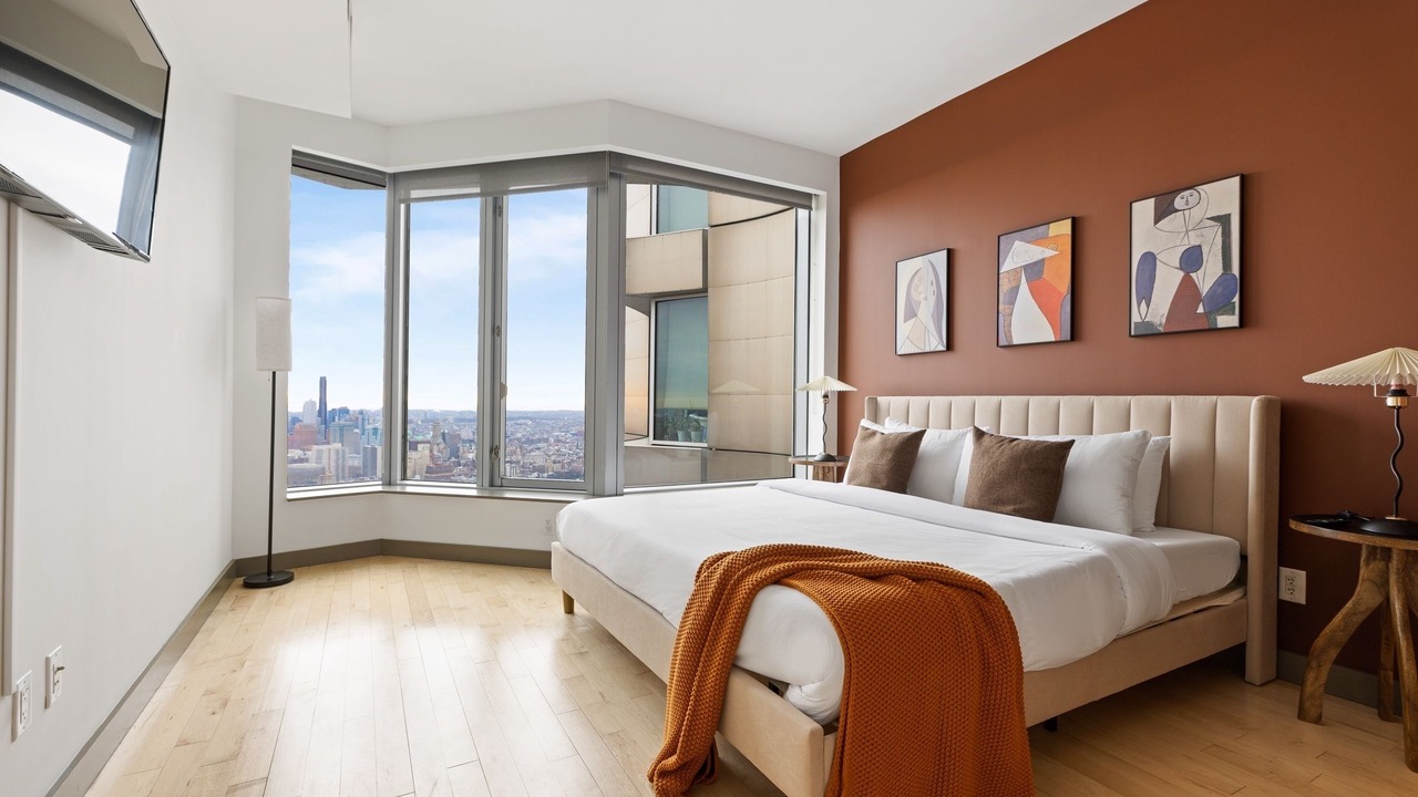 Photo of Bedroom in Midtown South