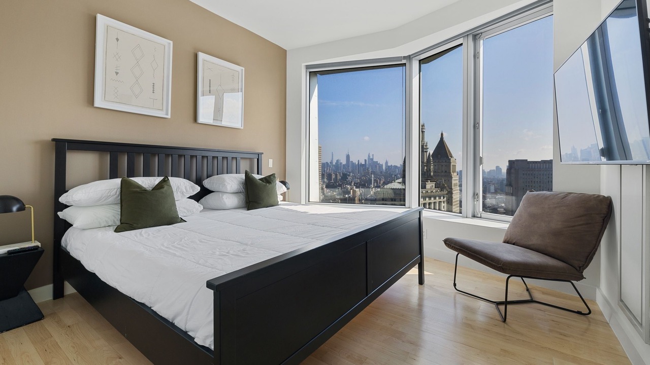 Photo of Bedroom in Midtown South