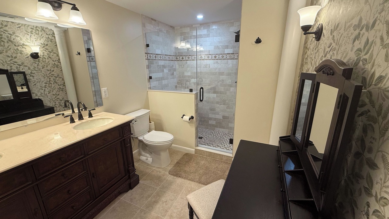 Photo of Bathroom in Bluemont