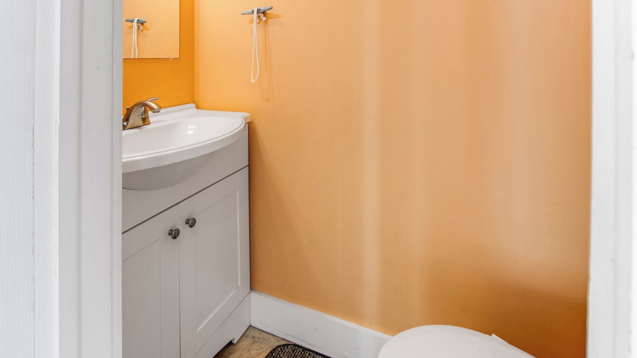 Photo of Bathroom in Heron Harbour Isle