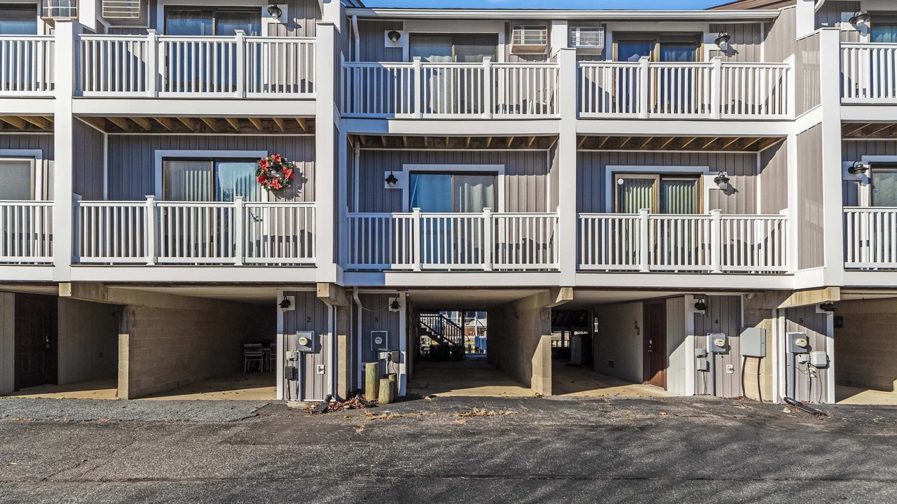 Photo of Outdoor in Heron Harbour Isle