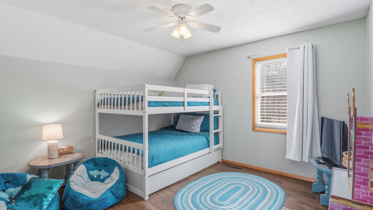 Photo of Bedroom in Arley