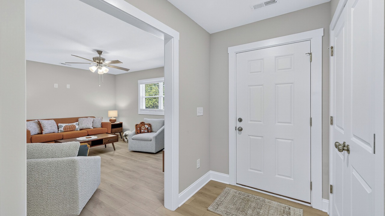 Photo of Livingroom in Kings Grant