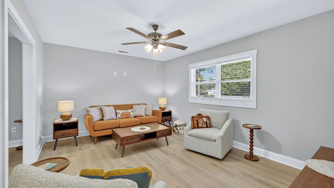 Photo of Livingroom in Kings Grant
