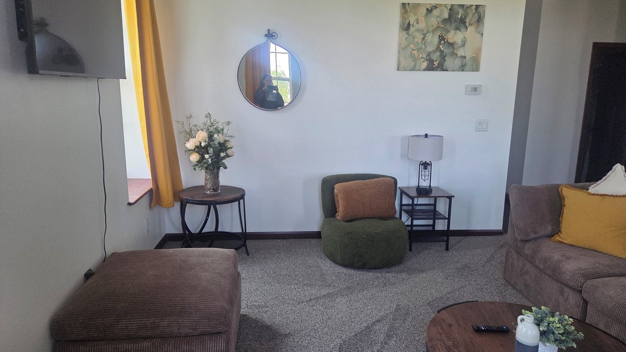 Photo of Livingroom in Langworthy