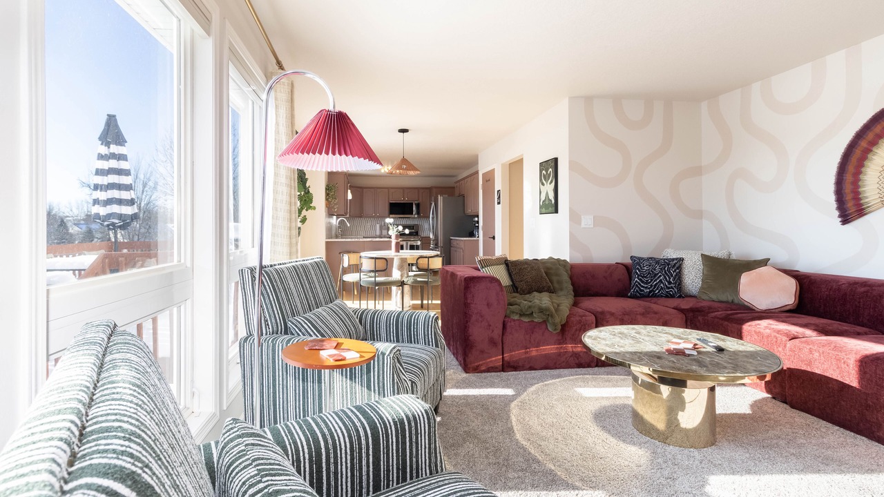 Photo of Livingroom in West Des Moines