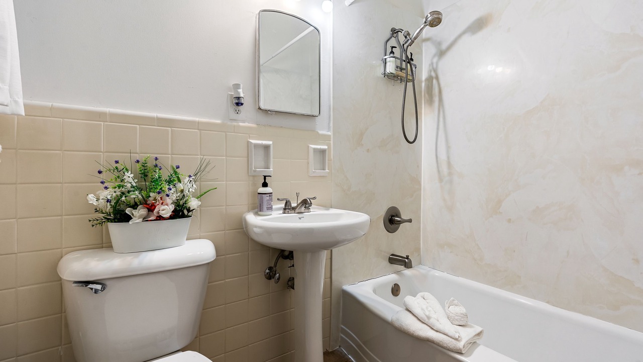 Photo of Bathroom in Crestline Heights