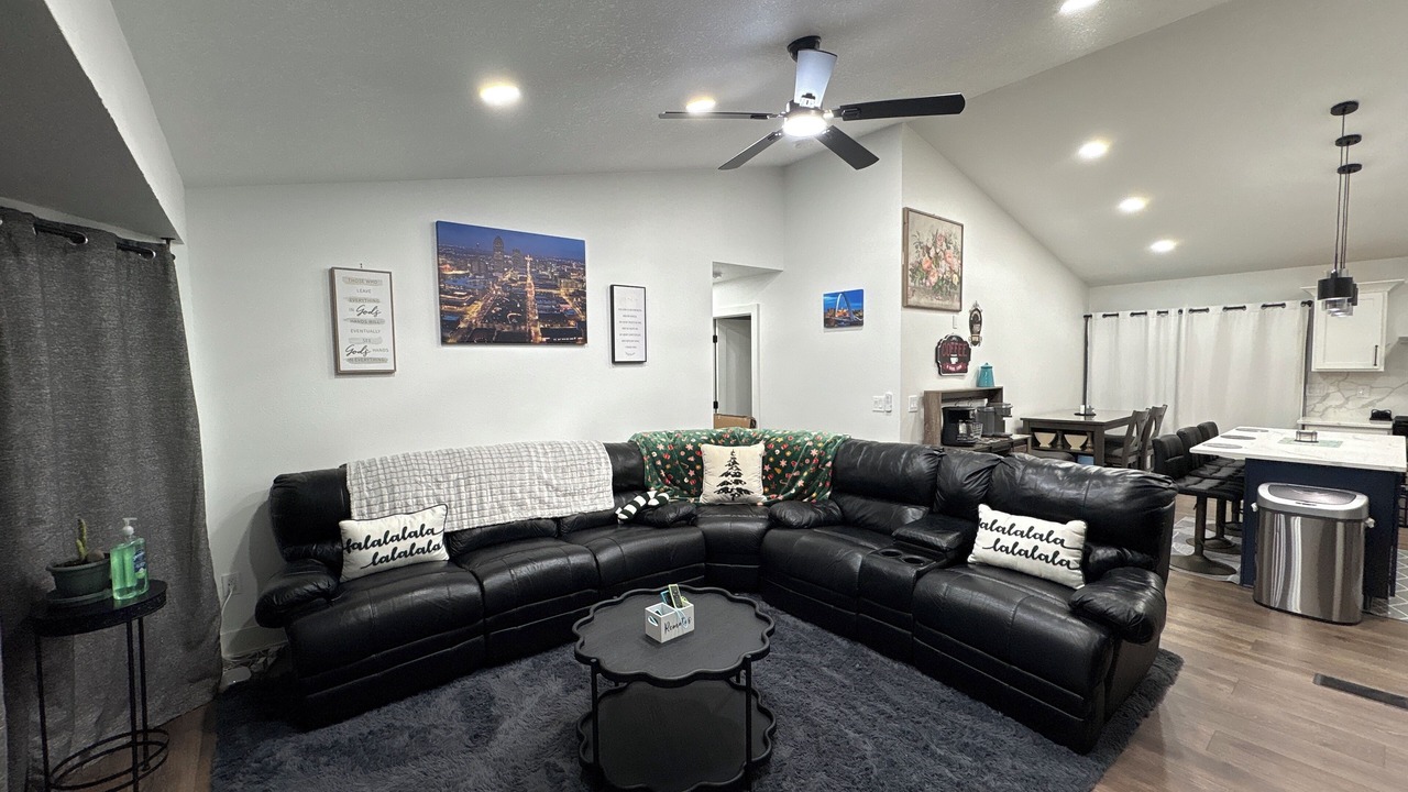 Photo of Livingroom in Des Moines