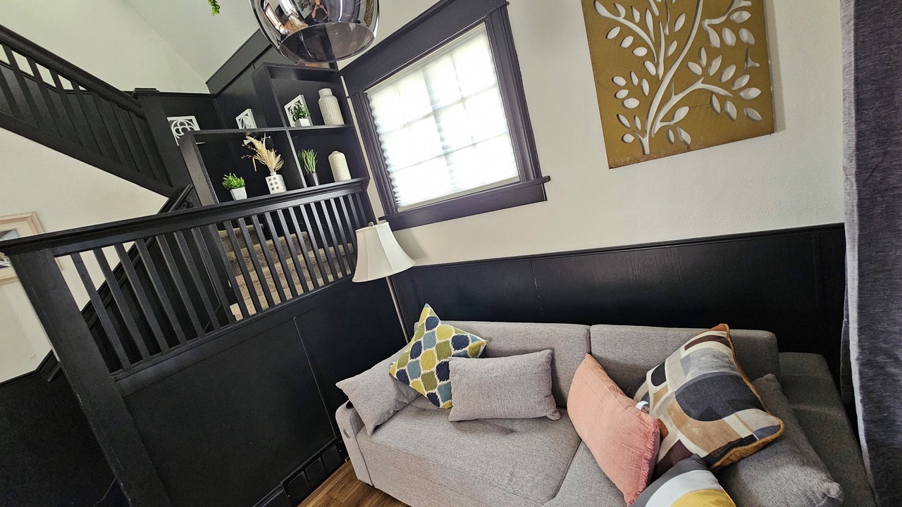 Photo of Livingroom in Des Moines