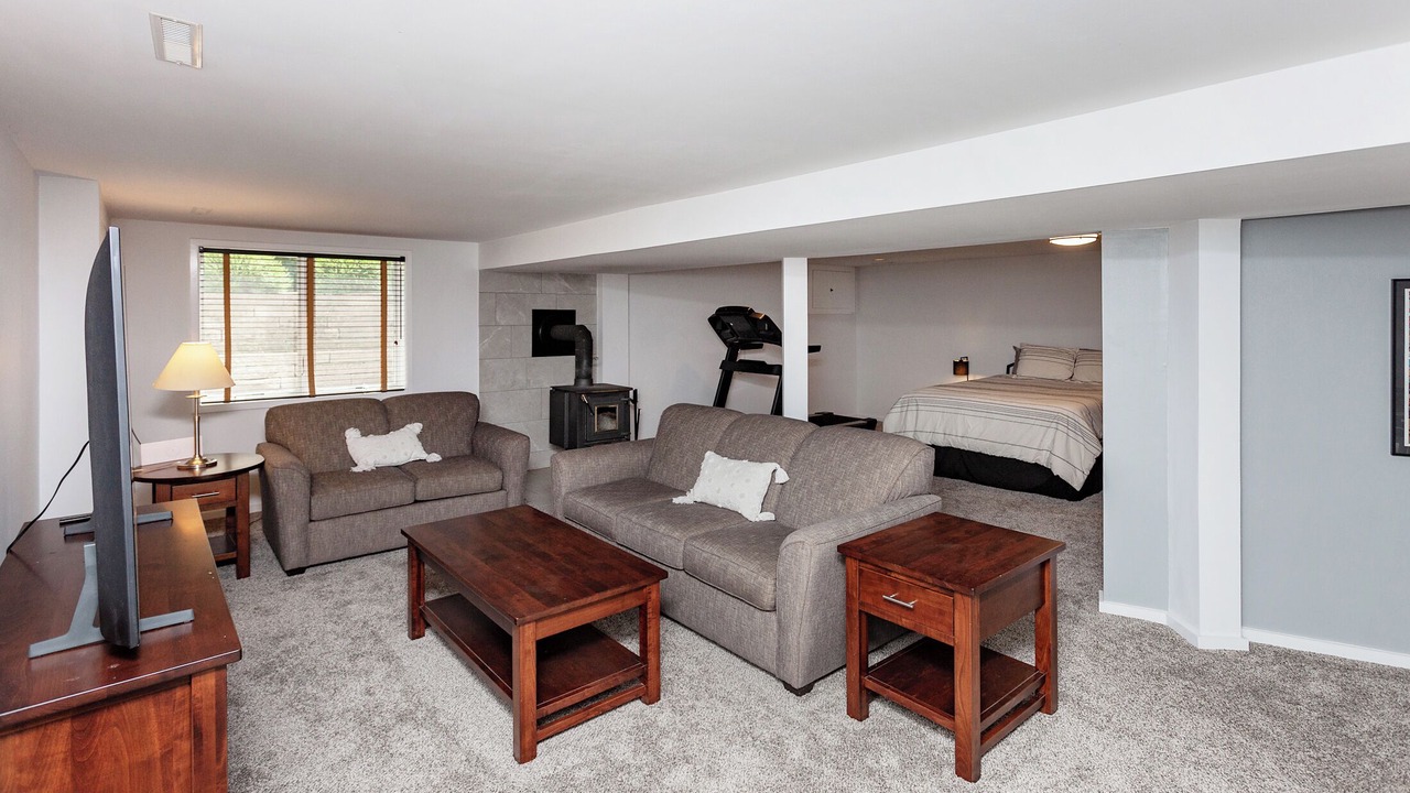 Photo of Bedroom in Ames