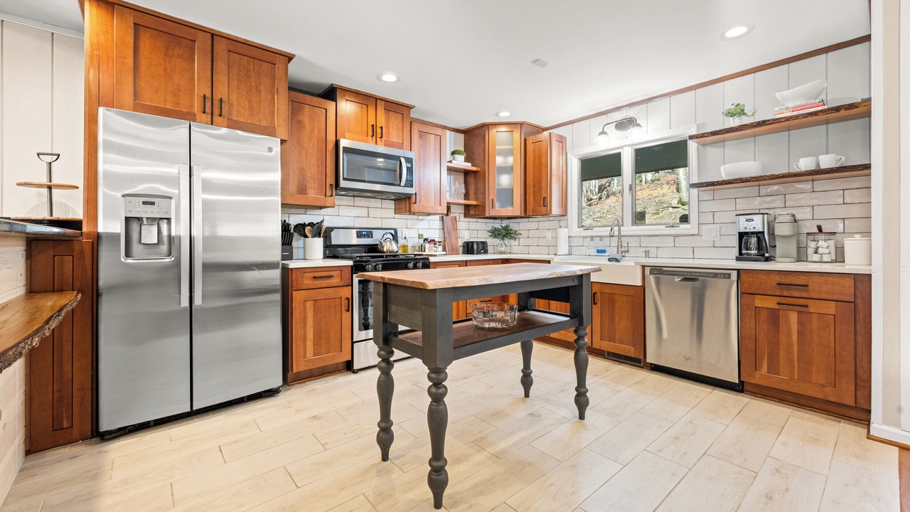 Photo of Kitchen in Seven Devils