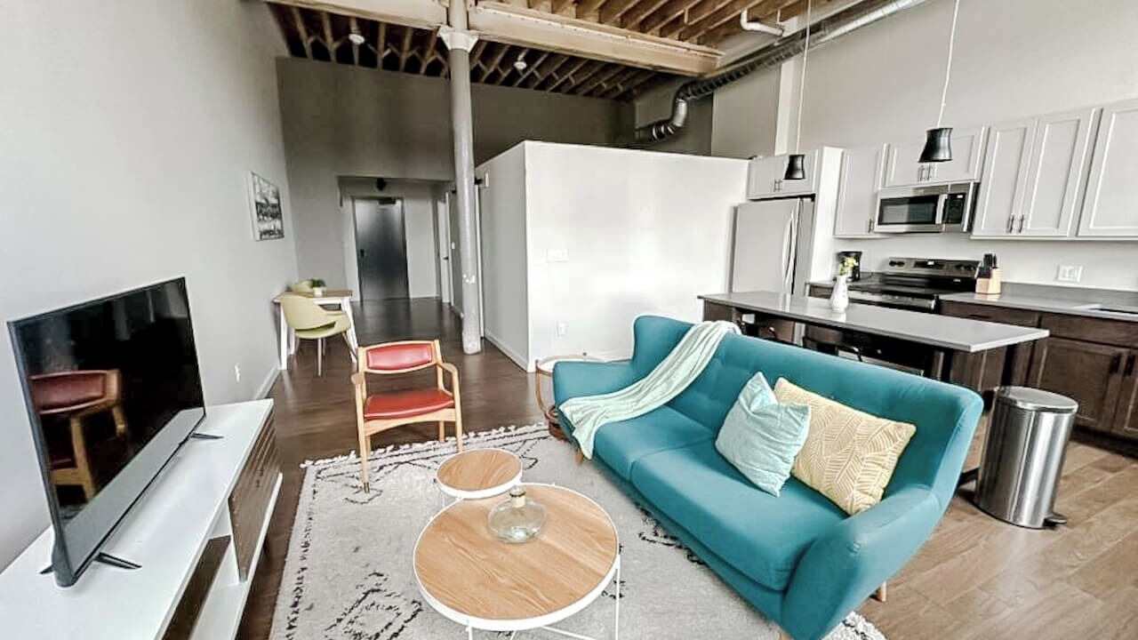 Photo of Livingroom in Newton