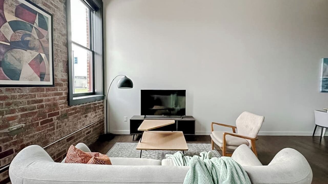 Photo of Livingroom in Newton