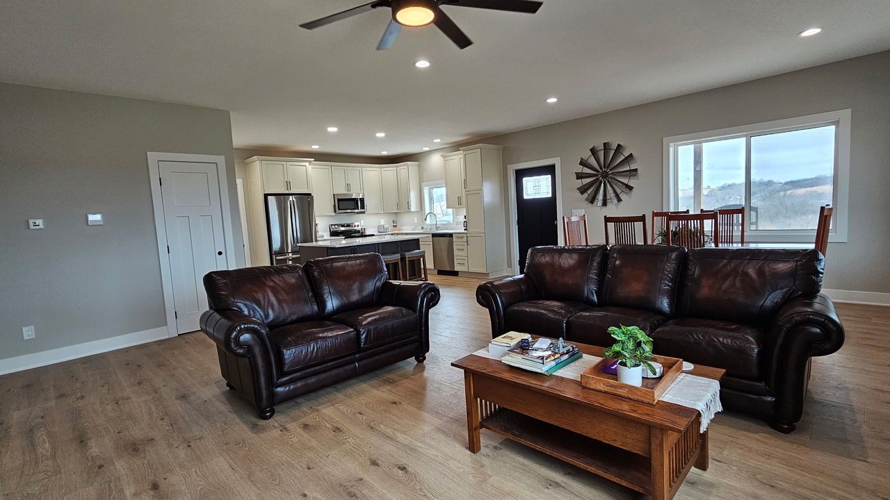 Photo of Livingroom in Booneville